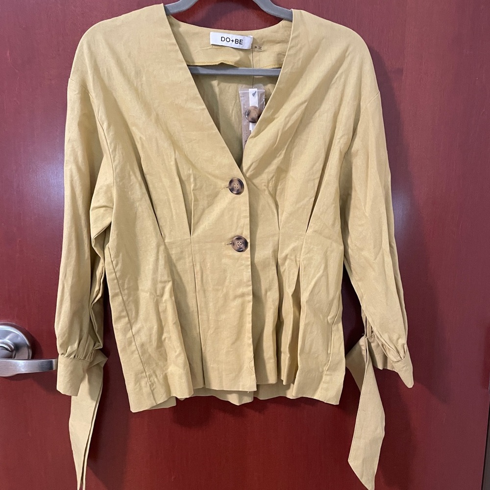 DO + BE boutique blouse